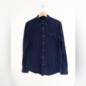Button Up Shirt Men’s Size Medium Navy Blue White Polka Dot Long Sleeve Slim Fit
